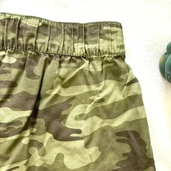 Sanctuary Social Standard Camo Elastic Highrise Pocket Soft Board Shorts Size M - Picture 7 of 12